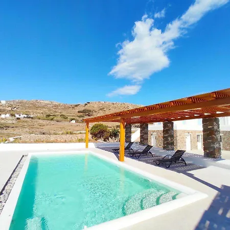 1 Bd Emerald With Sparkling Shared Pool