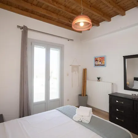 1 Bd Emerald With Sparkling Shared Pool
