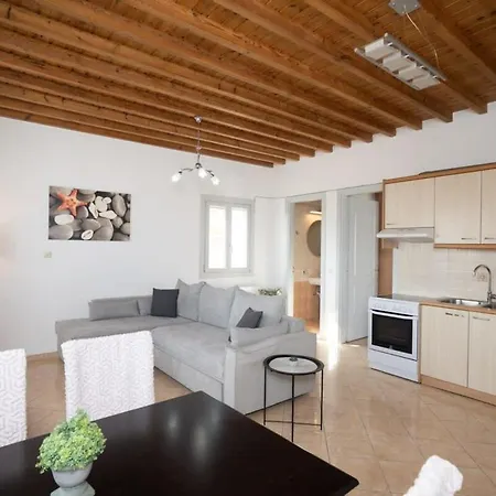 Apartment 1 Bd Emerald With Sparkling Shared Pool
